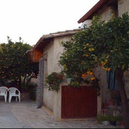 Hotel Casa Degli Aranci Villanovaforru Esterno foto
